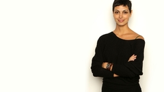 Woman morena baccarin