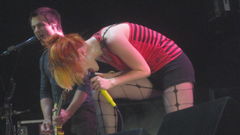 Woman Music Celebrity singers