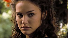 Woman Natalie Portman faces Actress brunettes