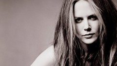 Woman Nicole Kidman faces