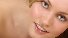 Woman nude Eyefinity