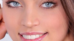 Woman nude Eyefinity