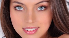 Woman nude Eyefinity