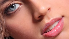 Woman nude Eyefinity