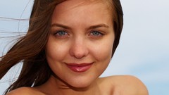 Woman nude Eyefinity