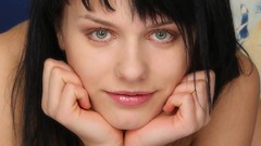 Woman nude Eyefinity