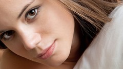 Woman nude Eyefinity Little Caprice