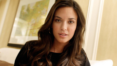 Woman odette annable