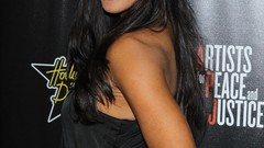 Woman olivia munn brown