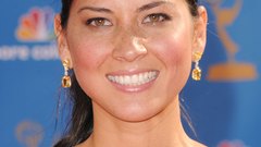 Woman olivia munn earrings