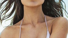 Woman Olivia Wilde Actress cleavage