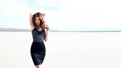 Woman Olivia Wilde green eyes models