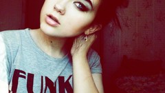 Woman paradise blue eyes brunettes