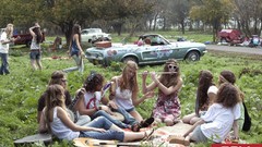 Woman Park bar refaeli