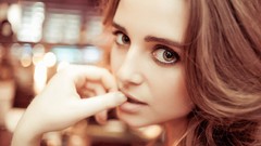 Woman photographer models Fedor Shmidt