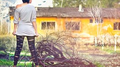 Woman photographer sedat fetanet