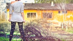 Woman photographer sedat fetanet