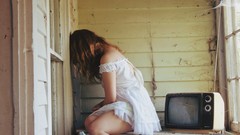 Woman Photographers houses television redheads teen