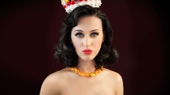 Woman Princess Celebrity katy perry brunettes crowns