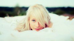 Woman Princess colors blondes blue eyes portraits