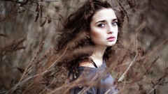 Woman Profile faces outdoors brunettes models