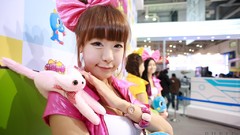 Woman pupil asians models cosplay Korean Lee Jong Bin