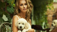 Woman Puppies blondes