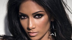 Woman pussycat dolls nicole