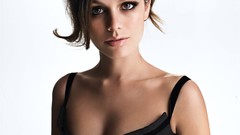 Woman rachel bilson
