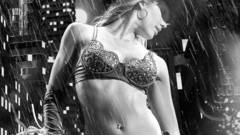 Woman rain Jessica Alba