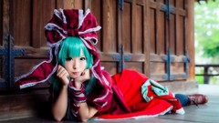 Woman red dress asians green hair touhou kagiyama hina cosplay 