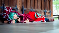 Woman red dress asians green hair touhou kagiyama hina cosplay 