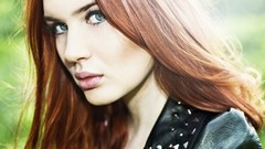 Woman redheads