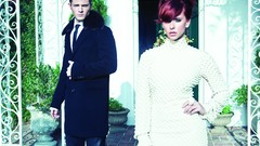 Woman retro dress Celebrity Jennifer Love Hewitt suit Actress 