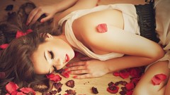 Woman rose petals brunettes models TEENS supermodels