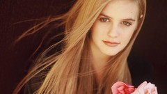 Woman roses Alicia Silverstone blondes
