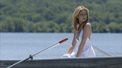 Woman Sarah Michelle Gellar blondes