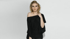 Woman Scarlett Johansson