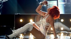 Woman scene concert rihanna microphones singers musicians 