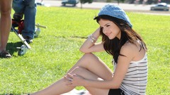 Woman Selena Gomez brunettes