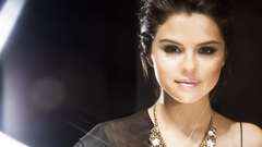 Woman Selena Gomez Celebrity