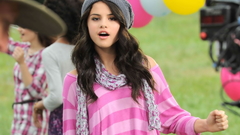 Woman Selena Gomez Celebrity