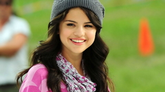 Woman Selena Gomez Celebrity