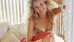 Woman shakira singers