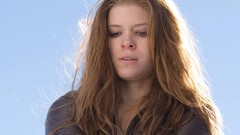 Woman Shooter Actress Red Hat kate mara