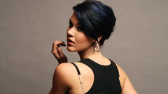 Woman short hair joss