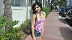 Woman Shorts brunettes models