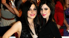 Woman singers The Veronicas