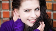 Woman smiling brunettes models