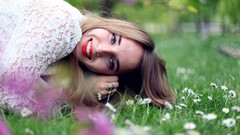 Woman smiling models Laura Stojanov